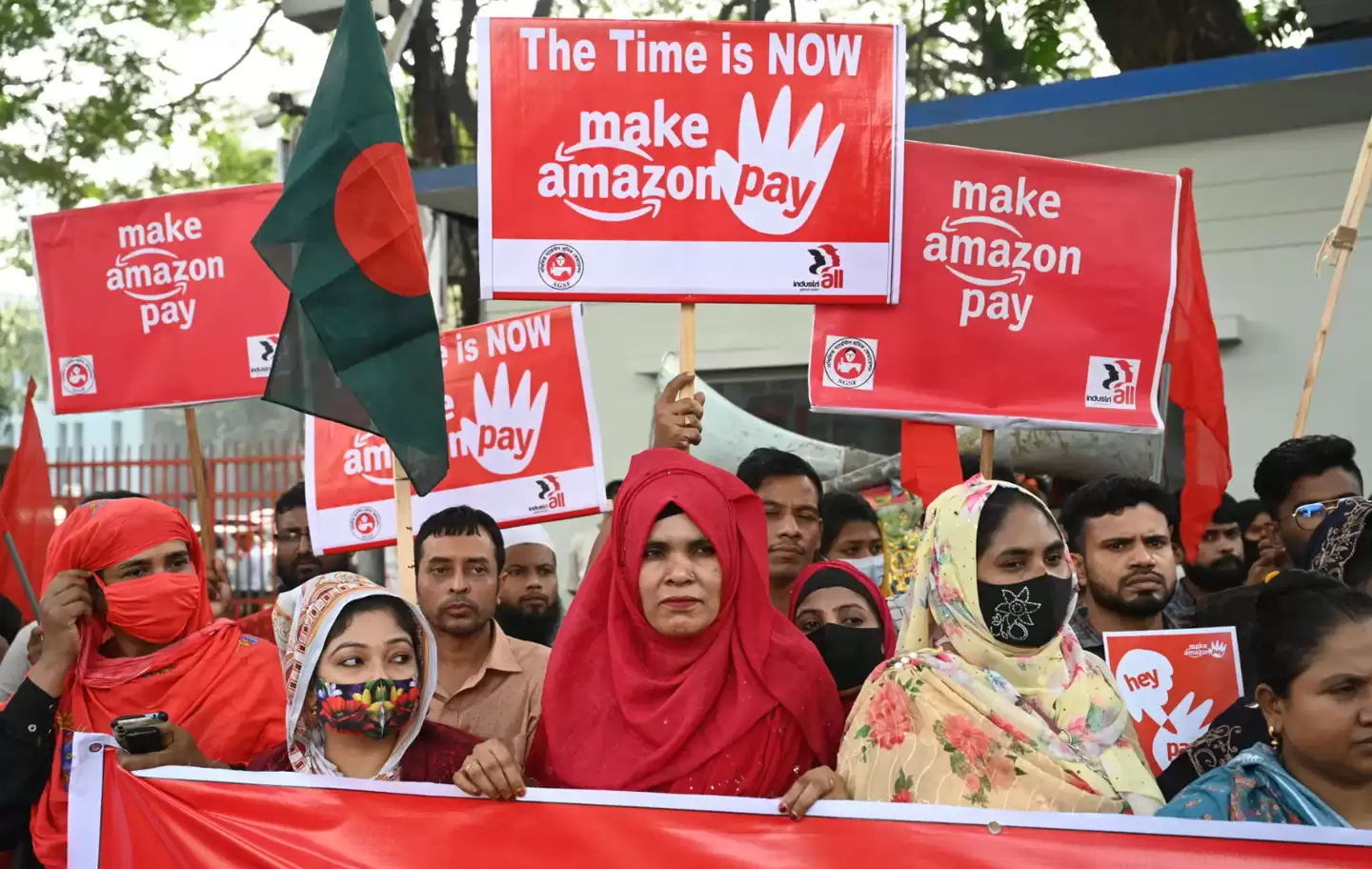 亚马逊“黑五”遭全球围堵:30多国员工联合罢工抗议