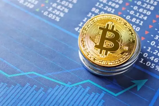 彭博分析师:比特币ETF资产规模可能会在两年内超过黄金ETF