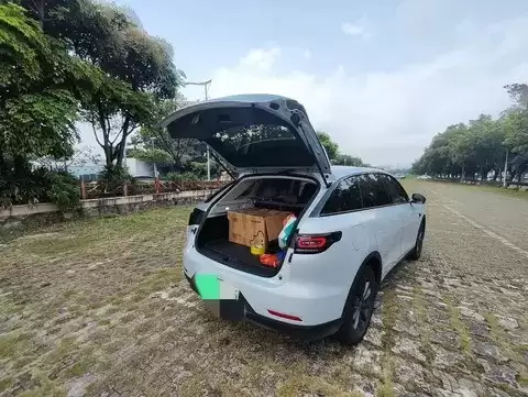 零跑C11露营记：大空间+外放电，全家出游更轻松