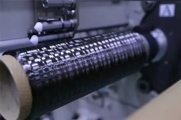 国产高性能碳纤维关键性突破：0.5克可承载200公斤载荷