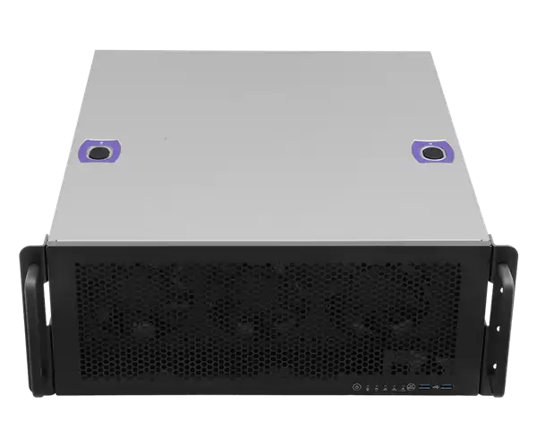 华擎工作站配备四块AMD R9700 32GB专业显卡：搭载Zen5/4线程撕裂者