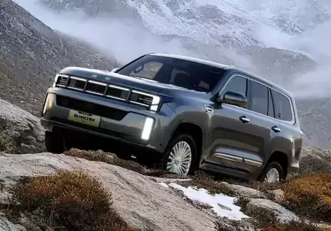 北京越野BJ60增程行政版上市,27.58万起配卫星通信与制氧机