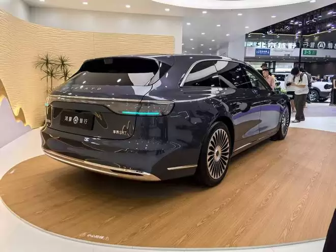 享界S9T豪华旅行车亮相成都9月16日正式上市