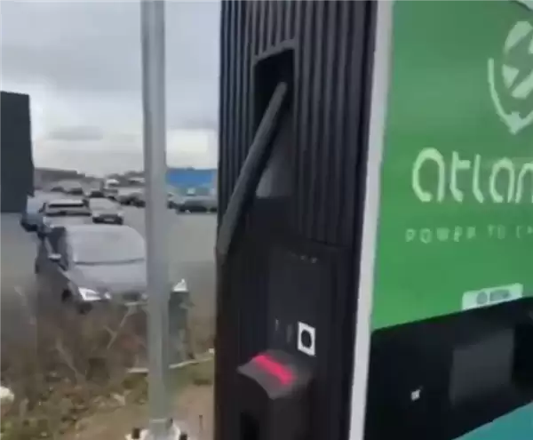 法国充电桩电缆盗窃猖獗 防盗技术升级应对