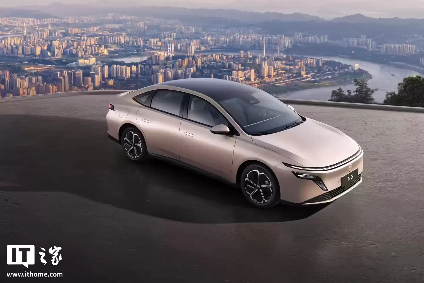 东风日产 N6 中型插混轿车上市，限时权益价 9.19 万-12.19 万元