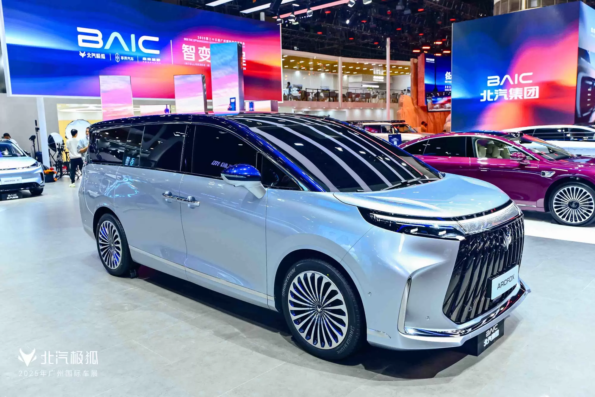 双品牌协同发力,北汽新能源11月销量再破三万!