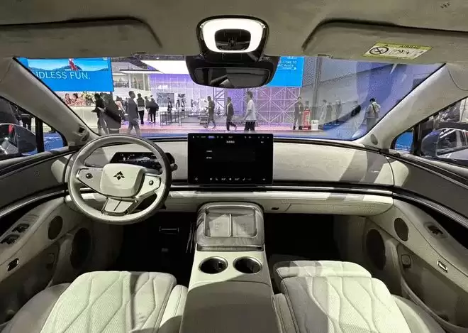 搭载华为乾崑ADS 4 Ultra 昊铂 A800广州车展亮相