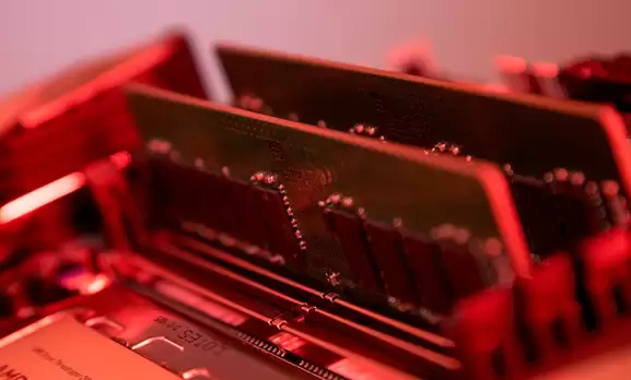 三星借谷歌TPU订单重夺HBM市场主导权