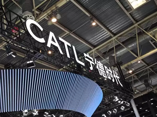 前三季度净赚490亿元!宁德时代每月涨薪150元