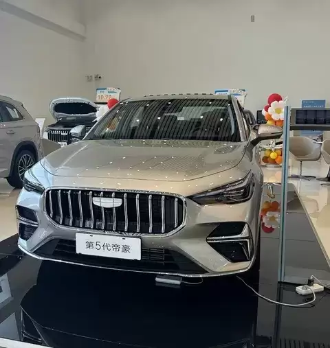 吉利第5代帝豪限时钜惠：6.59万起售，置换补贴7000元