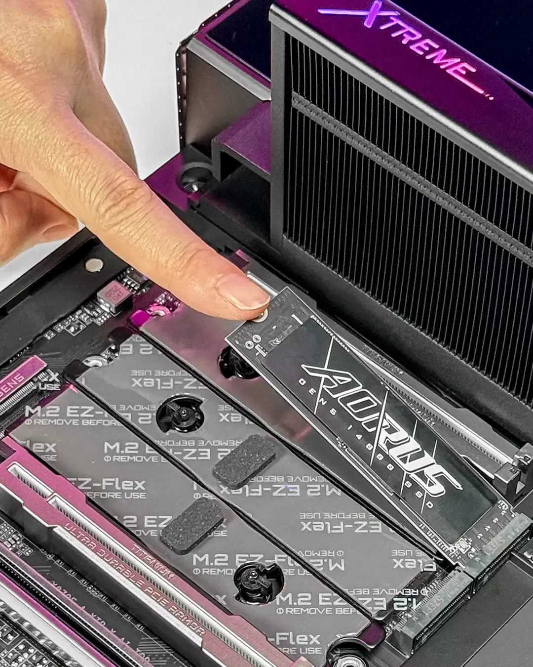 9999 元,技嘉 X870E AORUS XTREME X3D AI TOP 旗舰主板上市