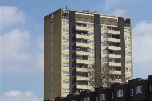 酒店提供隐形摄像头探测仪 亚朵：每家店配2份 使用后需归还