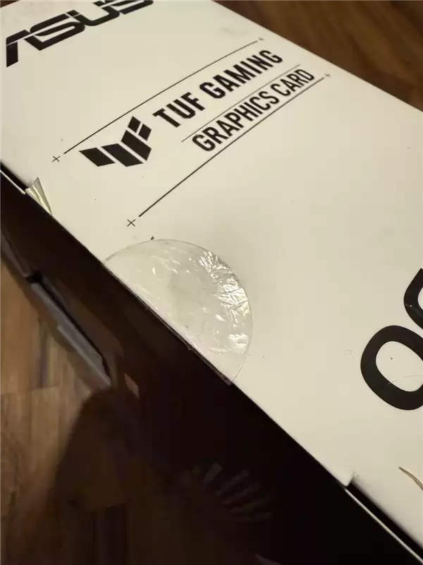 花八千多买RTX 5080却收到石头:买家哭诉不退款也不换货!