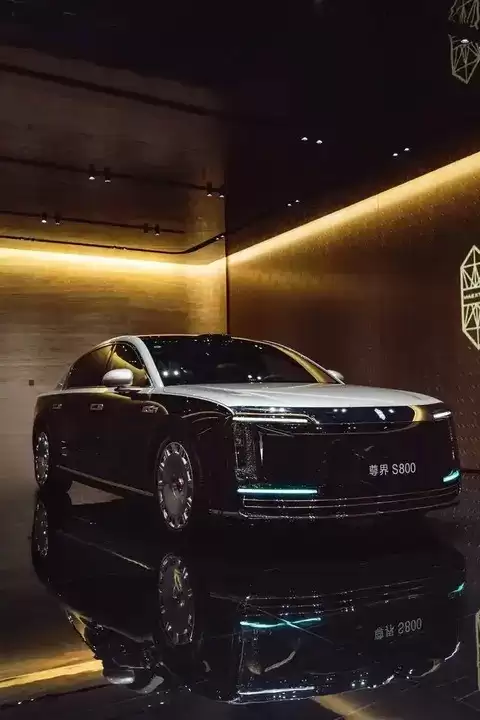 尊界S800上市半年订单近两万，智能化引领豪华车市场新方向