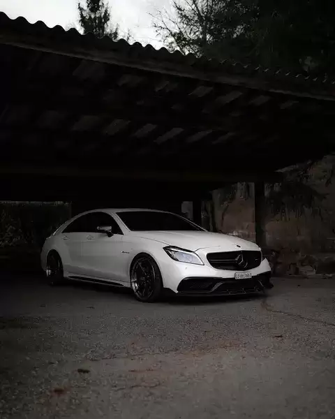 奔驰CLS级AMG无指导价,二手车9.8万起;GLE AMG售84.88万起优惠15万