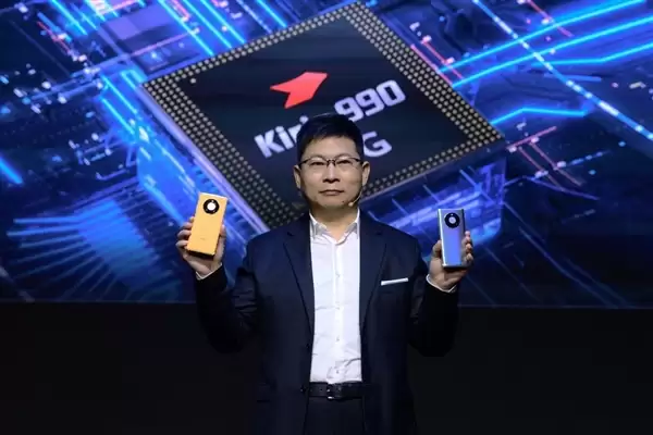 英伟达中国份额暴跌至0翻身没戏：机构称明年华为拿下50%AI芯片份额