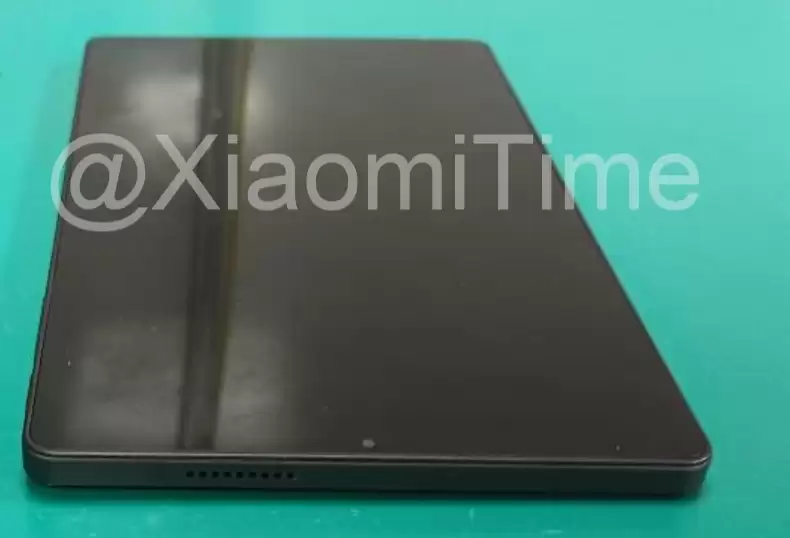 黑鲨首款骁龙平板曝光：8s Gen 3 芯片、12GB 内存、7300mAh 电池