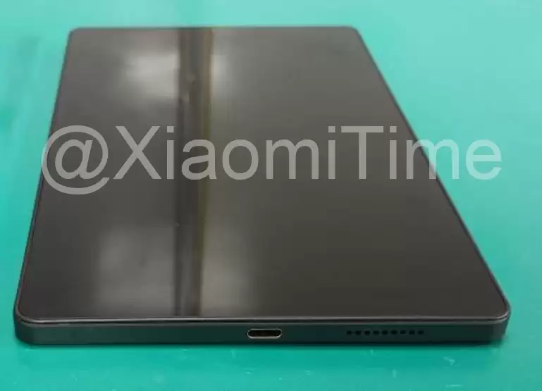 黑鲨首款骁龙平板曝光：8s Gen 3 芯片、12GB 内存、7300mAh 电池