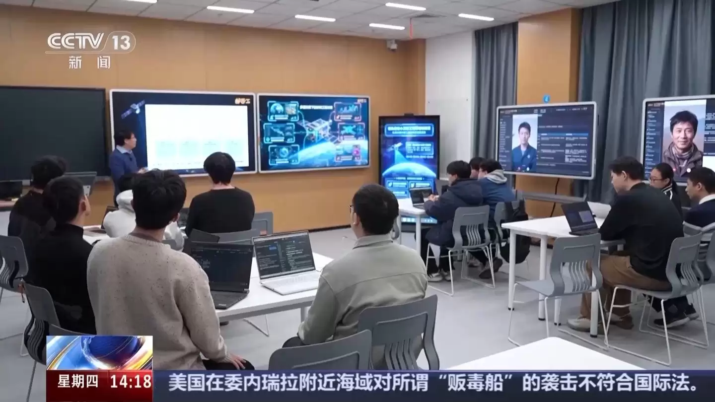 AI赋能未来教育：智慧课堂与高校扩招共启人才培养新篇章