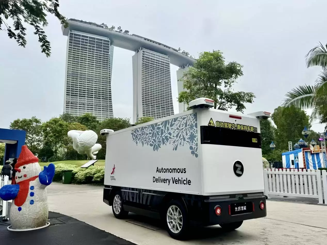 人民日报：九识智能获全栈自研破局 智能物流规模化落地改写行业格局