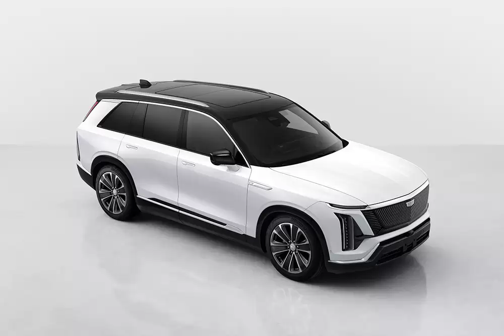上汽通用国产凯迪拉克Vistiq纯电SUV亮相，续航482公里+4秒破百