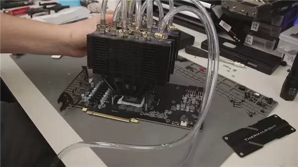 CPU风冷魔改成显卡水冷：GTX 960性能大增17%！