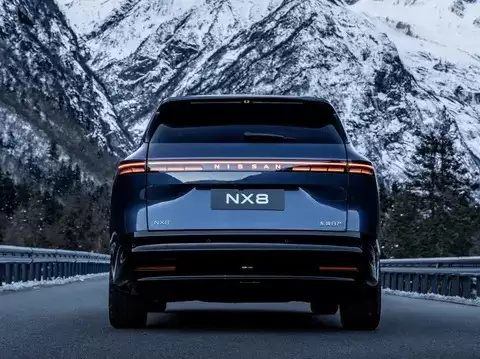 日产NX8实车发布：中大型SUV配800V平台与增程三电选项
