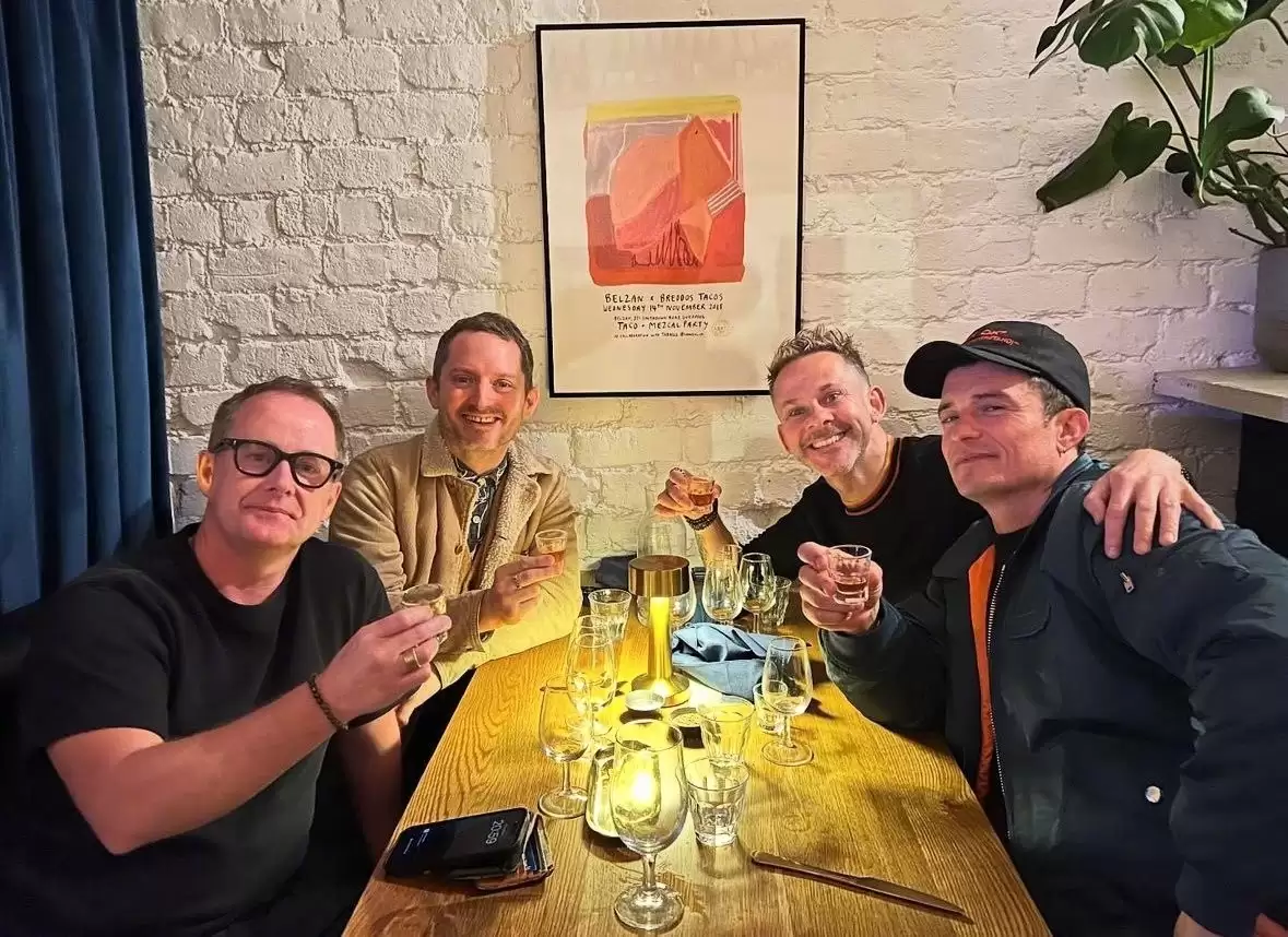 指环王主演重聚！霍比特人与精灵畅谈往事