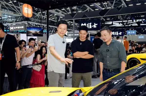 百米成绩9.83 亚洲飞人!苏炳添宣布正式退役