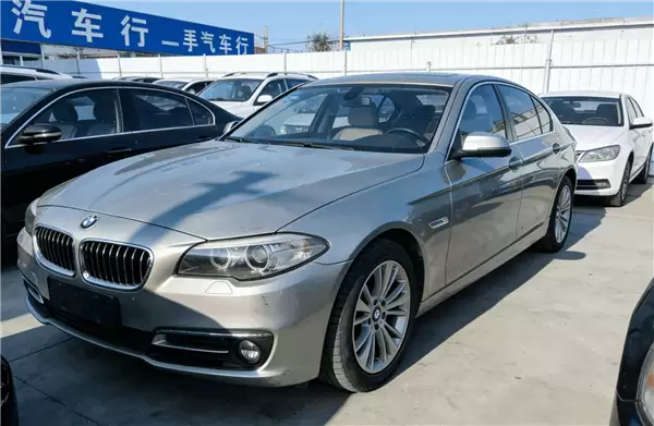 男子买二手宝马被调表20万公里!法院判车商退一赔三 共退赔58万元