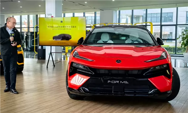 莲花For Me亮相!莲花CEO冯擎峰:300万以内无人匹敌