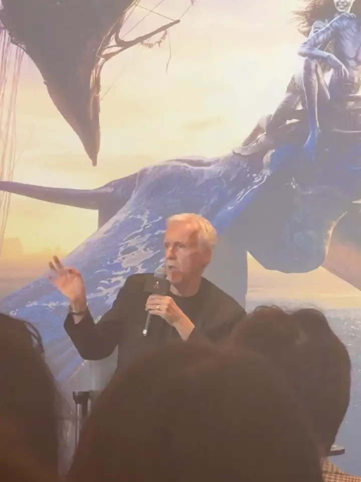 《阿凡达 3》导演卡梅隆现身海南,称 AI 永远替代不了人类创作