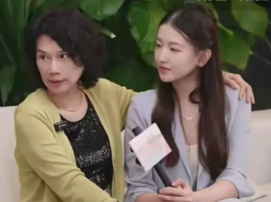 100小时极寒挑战！董明珠与孟羽童将“空降”格力直播现场