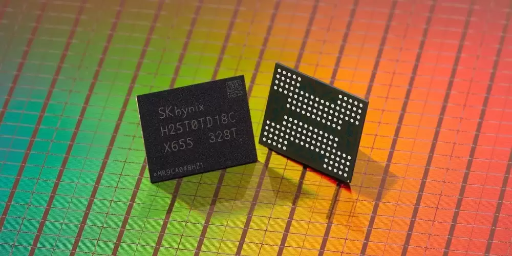 消息称 SK 海力士下代 NAND 闪存导入混合键合，堆叠层数 300+ 级别