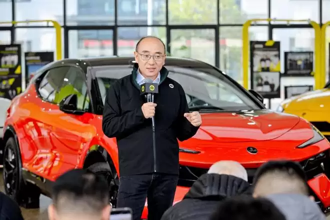 For Me?这台莲花插混SUV是for谁?