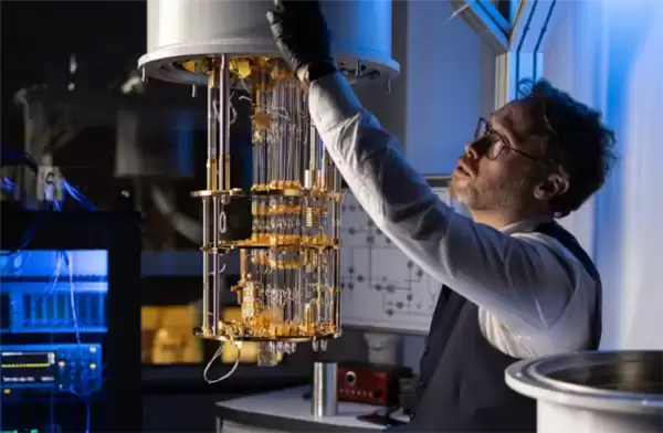 量子计算机的“iPhone时刻”!荷兰QuantWare突破万级量子比特芯片