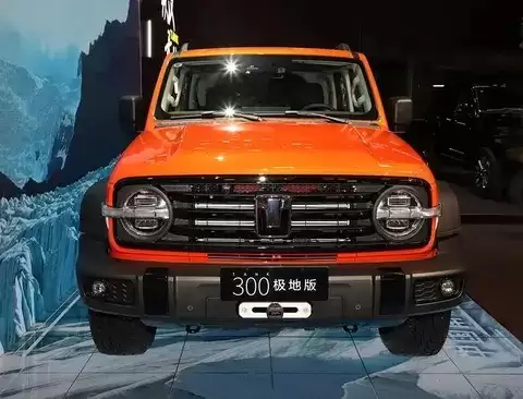 坦克300极地版上市，助力中国南极科考