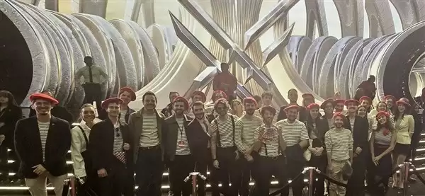 光与影:33号远征队揽九奖,马克龙赞法国游戏新里程碑