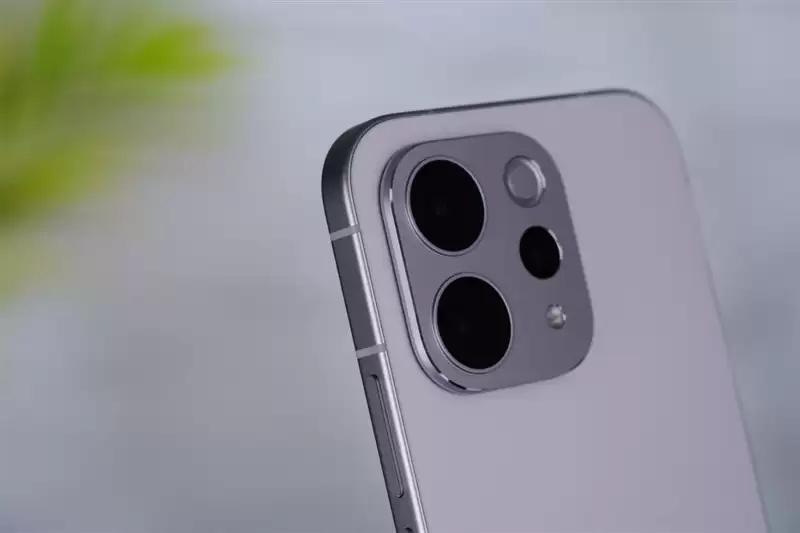 无感握持、出片惊艳！vivo S50首发全面评测：颜值与实力并存的全能旗舰