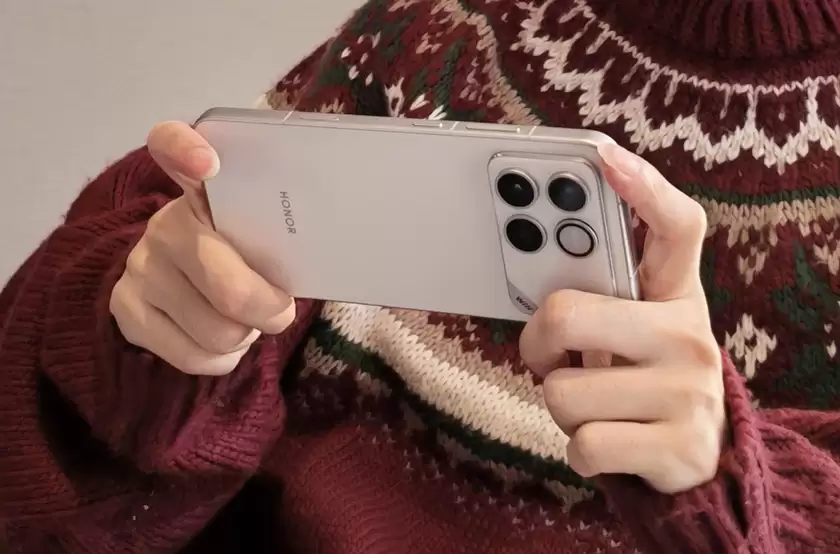 荣耀WIN系列新机首次曝光 主动散热风扇加持、本月发布