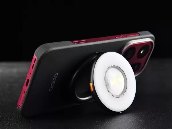 OPPO哈苏磁吸闪光环灯上手:199元闭眼入