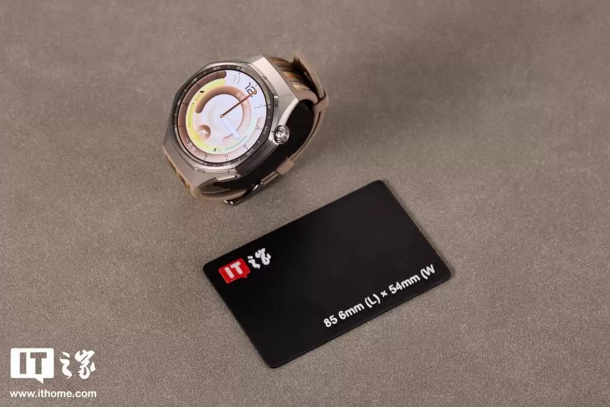 荣耀产品经理：目前业界智能手表都无法精确进行体温检测