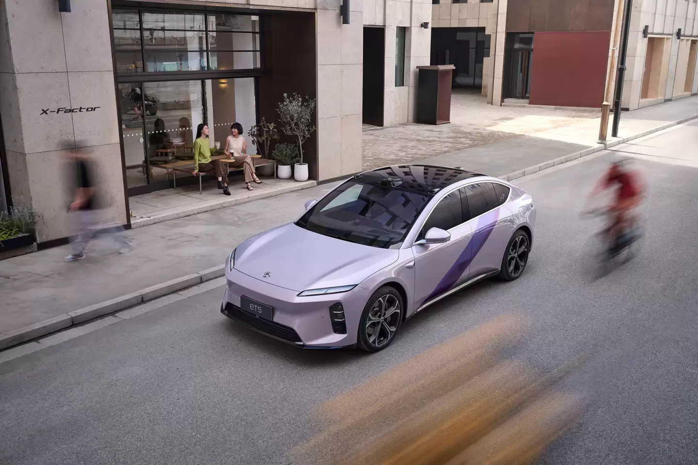 蔚来 ET5/ET5T“远空紫”限定版开启预订：整车价 31.3 万元起，限量 555 台