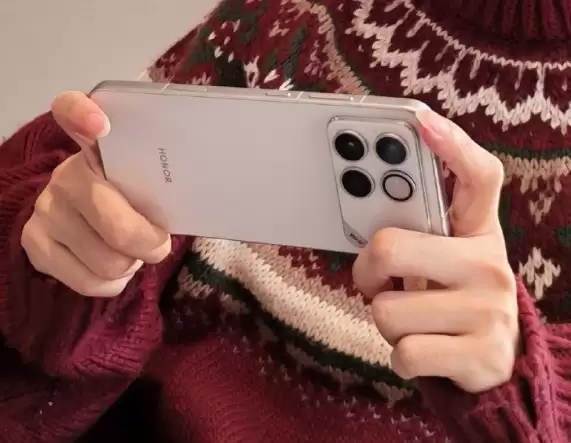 荣耀官宣全新电竞系列 WIN：12 月 16 日举行新品沟通会