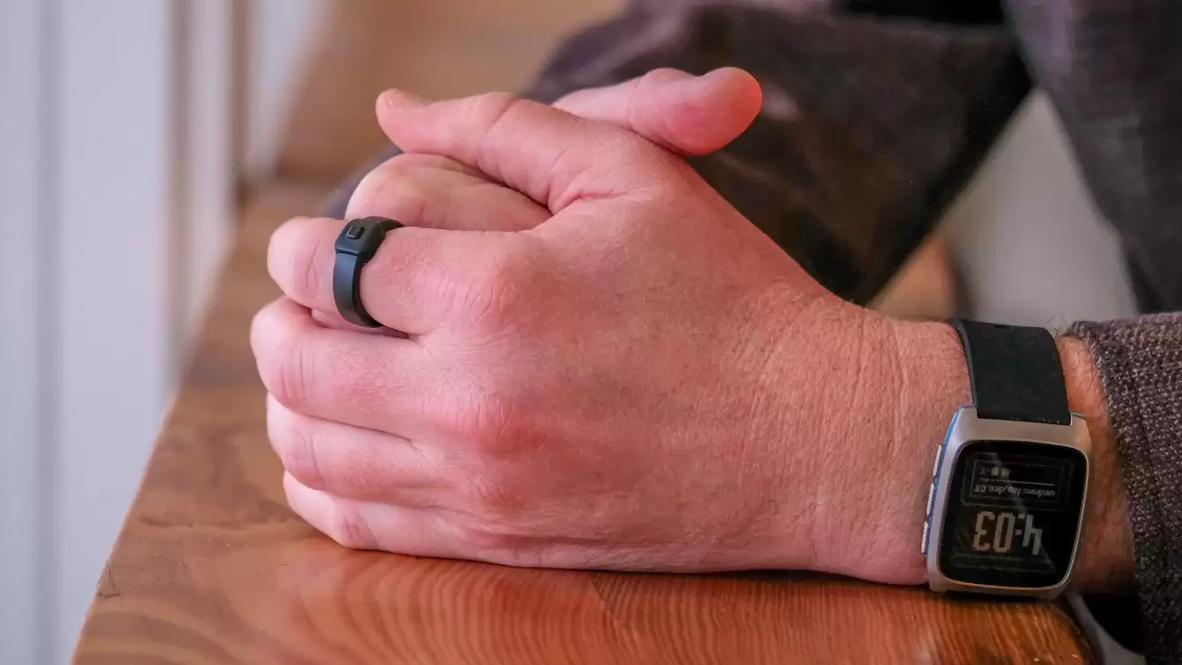 Pebble 戒指登场:定位“第二大脑”,不做健康监测、要靠语音记事杀出重围