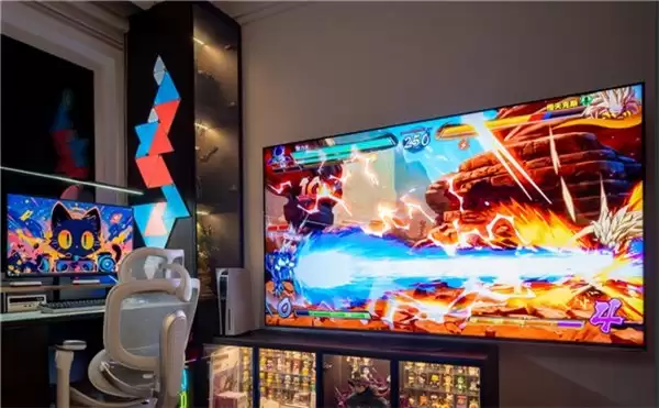 海信 RGB-Mini LED 电视 E8S Pro：暗室画质超 OLED 的最强主机游戏搭子