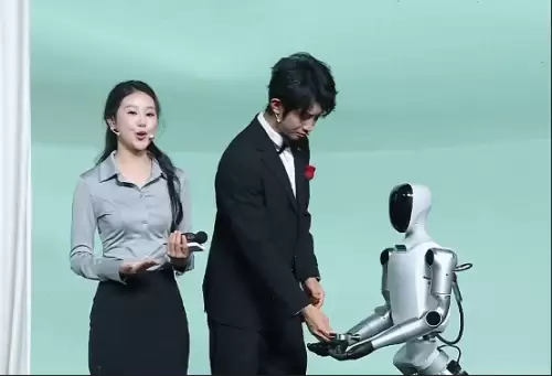 机器人化身家电家居极限测试助手 京东 12 月闪电气新品发布会落幕