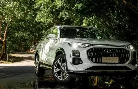 2025汽車變革：新能源智駕重塑出行與城市未來