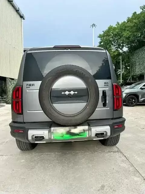 福特智界烈马亮相：增程纯电双线出击，智能与野性兼备