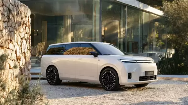 路虎揽胜既视感 小鹏全尺寸SUV非官效果图出炉:一眼高级